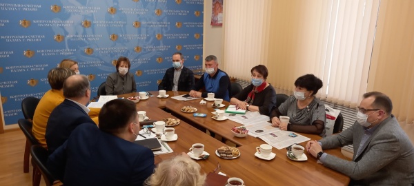 В Контрольно-счетной палате города Рязани прошла встреча с депутатами Рязанской городской Думы